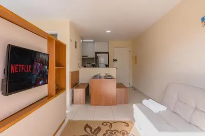 Uma televisão e/ou sistema de entretenimento em VG Sun #209 - Apartamento no Cumbuco por Carpediem