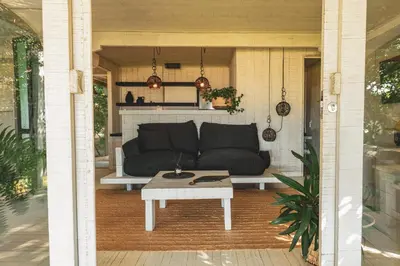 Uma área de estar em Casa Uru