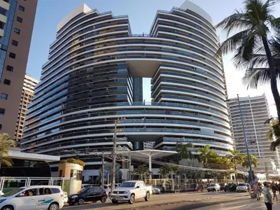O edifício onde o apartamento está situado