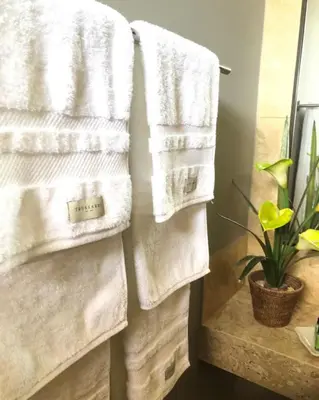 Uma cama ou camas num quarto em HOTEL IBIZA CUMBUCO