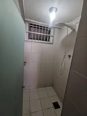Uma casa de banho em Apto privado no Edifício residencial Náutico 5 ºandar