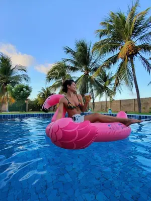 A piscina em ou perto de Sítio Sossego - a 5 min da Praia das Fontes