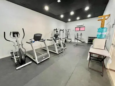 O centro de fitness e/ou as comodidades de fitness de Hotel na Beira Mar de Fortaleza