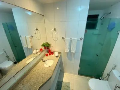 Uma casa de banho em Porto Beach Conforto e Lazer a 200m do B Park