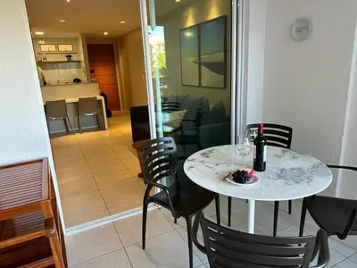 A cozinha ou kitchenette de Porto Beach Conforto e Lazer a 200m do B Park