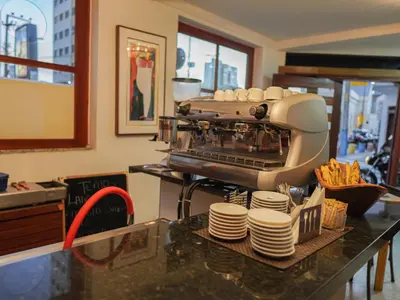 Comodidades para chá e café em Hotel pousada Krone Praia de Iracema Fortaleza