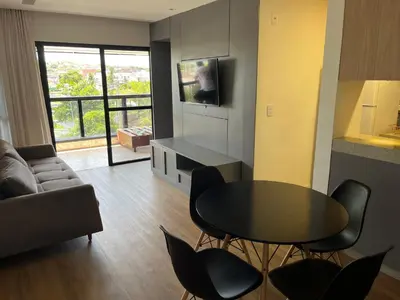 Uma televisão e/ou sistema de entretenimento em Flat Iracema Residence