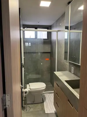 Uma casa de banho em Flat Iracema Residence