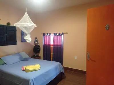 Uma cama ou camas num quarto em Mermaid House, kitchen, Wi-Fi, parking, centre 5 minutes on foot and near Sunset Dune
