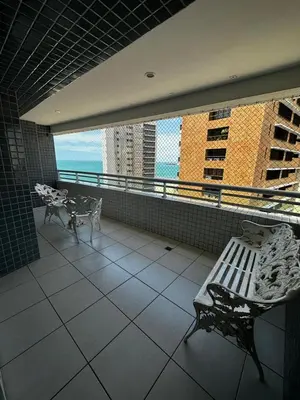 Uma varanda ou terraço em Lindo Ap vista mar em Beach Class Fortaleza