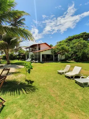 Um jardim no exterior de ITACUPA - Pousada & Foil Center