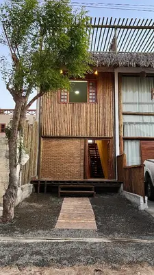 O edifício onde a casa de férias está situado