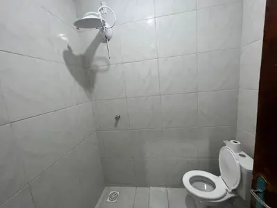 Uma casa de banho em Ap Mobiliado no Campo dos Velhos