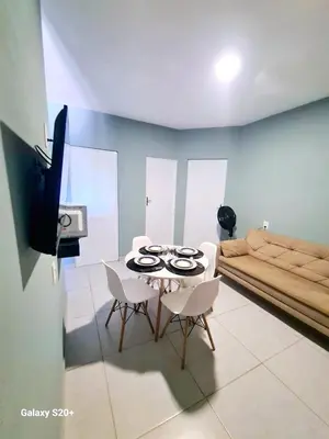Uma televisão e/ou sistema de entretenimento em Brisa & Mar do Preá-700 m da praia e 12 km de Jeri