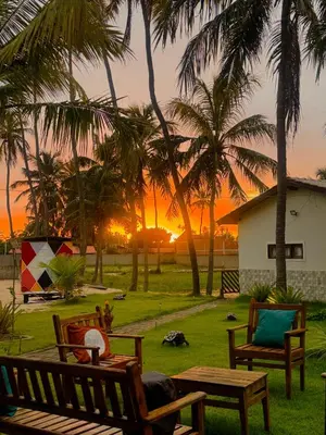 O nascer ou o pôr do sol visto a partir do hotel