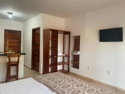 Uma televisão e/ou sistema de entretenimento em BRISAS DE FORTIM VILLAGE