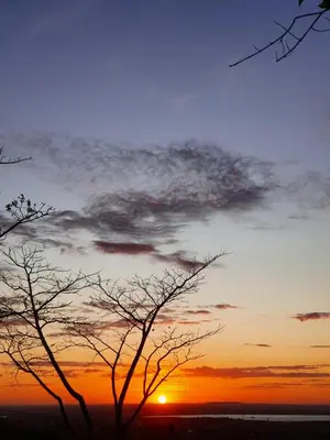 O nascer ou o pôr do sol visto a partir da casa de férias