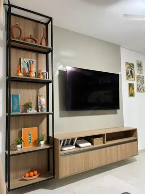 Uma televisão e/ou sistema de entretenimento em Meireles Compact Apartamento 600m do aterro da praia de Iracema