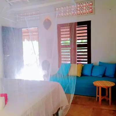 Uma área de estar em Castelo Vendôm Ecolodge Parajuru
