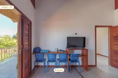 Uma televisão e/ou sistema de entretenimento em Apto c/ churrasqueira no Pontal do Maceió Tactu