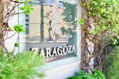 Um certificado, prémio, placa ou documento mostrado em Condomínio Zaragoza no Parque Del Sol