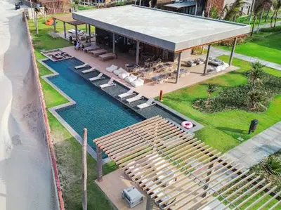 A piscina em ou perto de Flecheiras The House - Casa beira mar com piscina privativa em condomínio