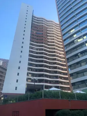 O edifício onde o apartamento está situado