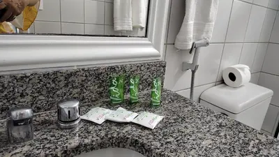 Uma casa de banho em Lindo Flat Meireles 203 pertinho Beira Mar