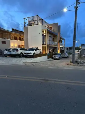 O edifício onde o apartamento está situado