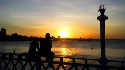 O nascer ou o pôr do sol visto a partir do apartamento