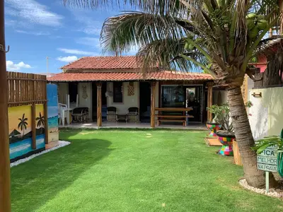 Um jardim no exterior de Mirante da Lua Residence