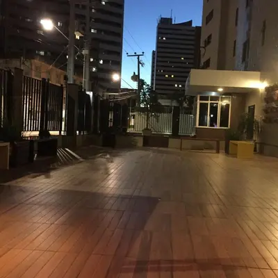 O edifício onde o quarto em acomodação particular está situado