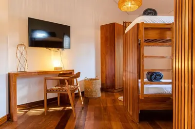 Uma televisão e/ou sistema de entretenimento em Vila Lion - Aldeia Jericoacoara Group