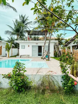 A piscina em ou perto de Pontal Praia Suítes