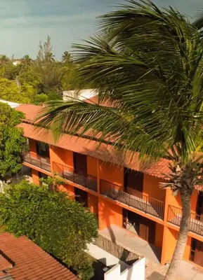 O edifício onde o apartamento está situado