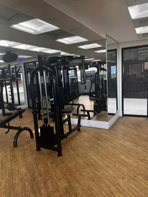 O centro de fitness e/ou as comodidades de fitness de LandscapeDiamond2204