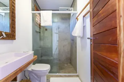 Uma casa de banho em Casa Nós de Vento - Praia do Prea