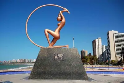 A planta de Conforto e sofisticação à beira-mar, Iracema 411