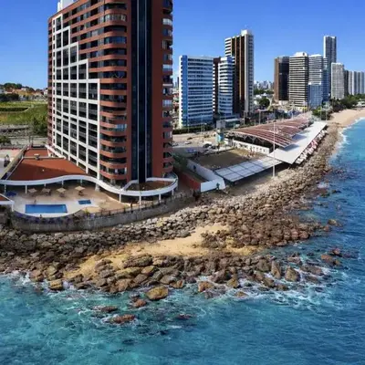 Iate Plaza Hotel