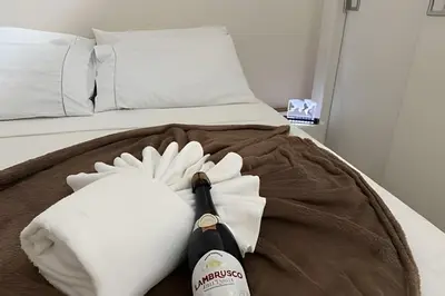 Uma cama ou camas num quarto em BP03- Em Cumbuco Vento na Varanda Estilo Bali Lounge por Will