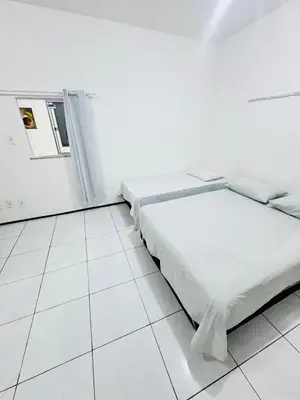Uma cama ou camas num quarto em Ap no Derby com garagem e ar