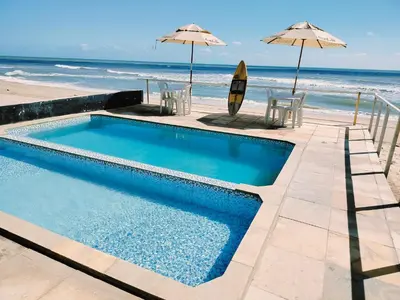 A piscina em ou perto de Aloha pousada & restaurante