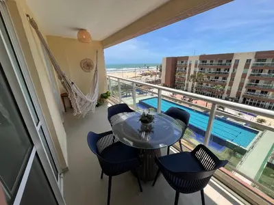 A piscina em ou perto de Hosts BR - Apartamentos no VG Fun Praia do Futuro Vista Mar