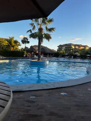 A piscina em ou perto de Paraíso