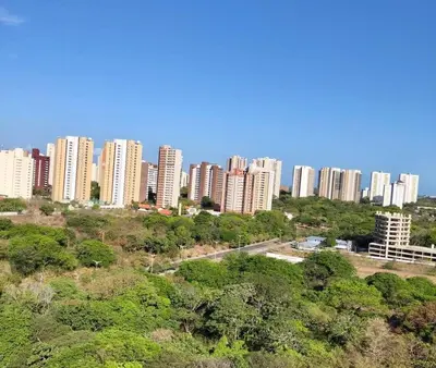 Uma vista geral de Fortaleza ou a vista da cidade a partir do apartamento