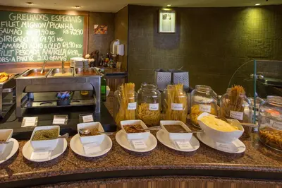 Refeições no hotel ou nas proximidades