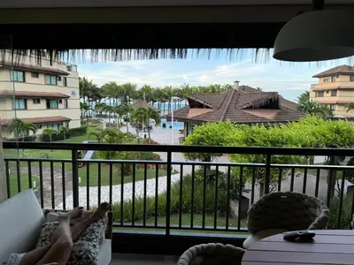 Uma vista geral da montanha ou uma vista da montanha a partir do apartamento