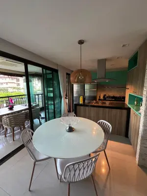 A cozinha ou kitchenette de Resort Manhattan Beach Aquiraz Riviera