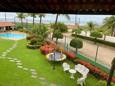 A piscina em ou perto de Paraíso no Porto das Dunas!