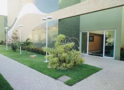 Um jardim no exterior de Apartamento com piscina no hooftop, 48m2 - Praia da Iracema- Fortaleza